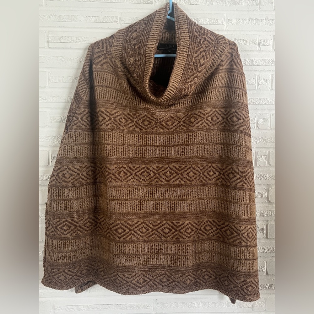 L&B Lucky & Blessed poncho sweater shawl